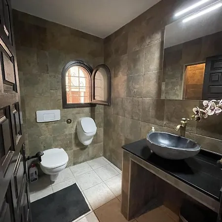 Vista Bed & Breakfast *