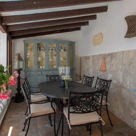 Vista Bed & Breakfast